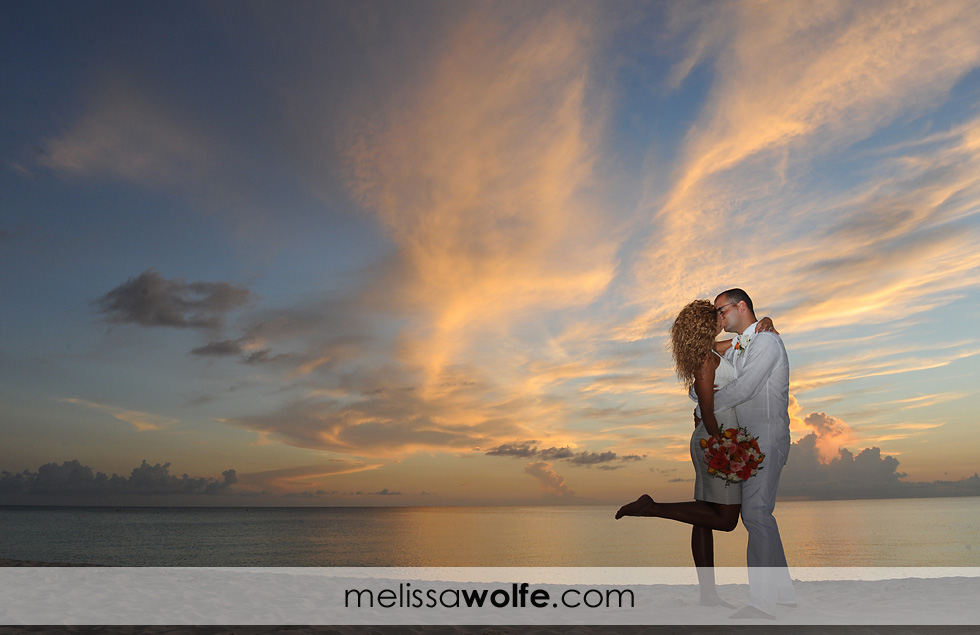 melissa-wolfe-cayman-beach wedding0041.jpg