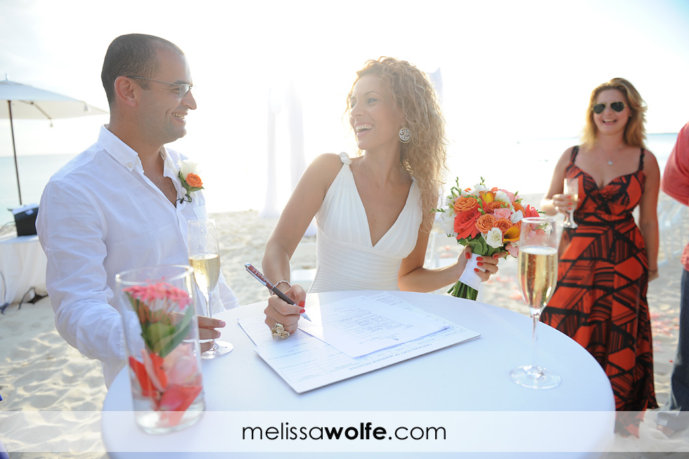 melissa-wolfe-cayman-beach wedding0052.jpg