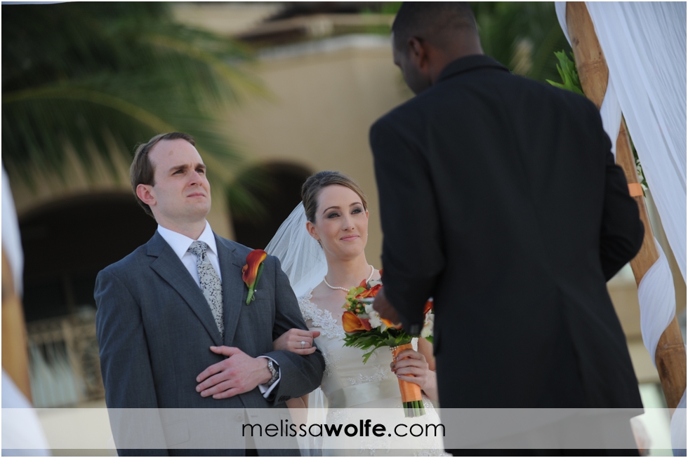 melissa-wolfe-cayman-beach-wedding0016.JPG